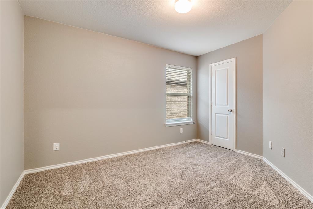 Secondary bedroom