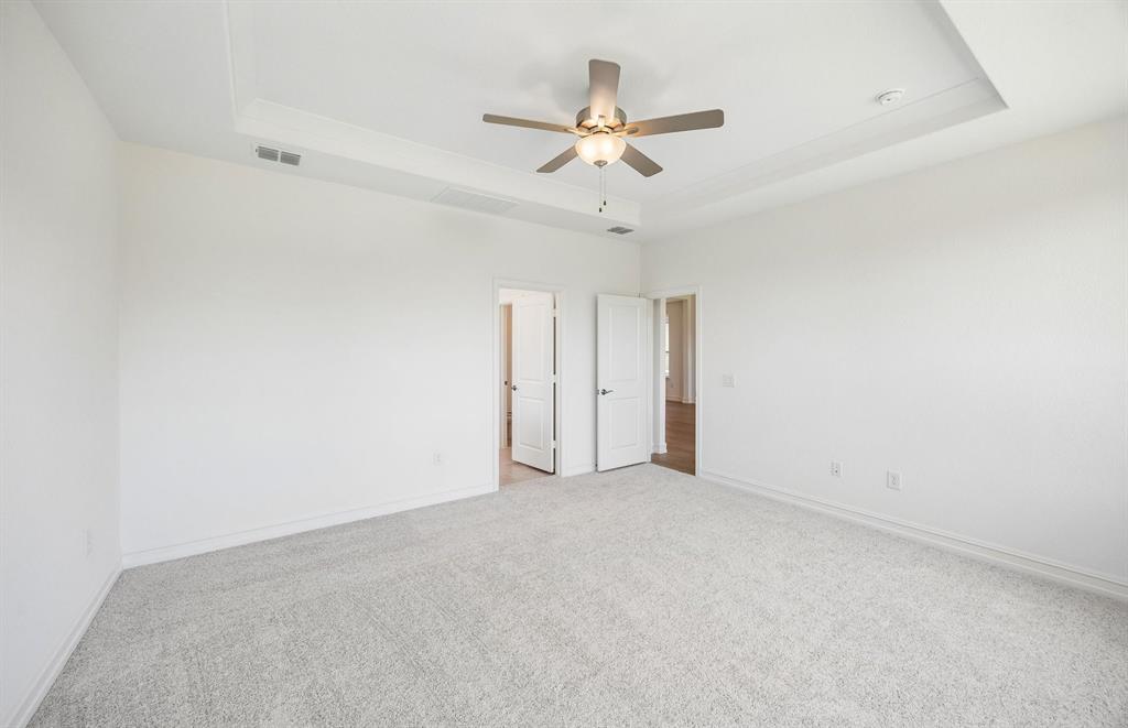 Tray ceiling in gathering room