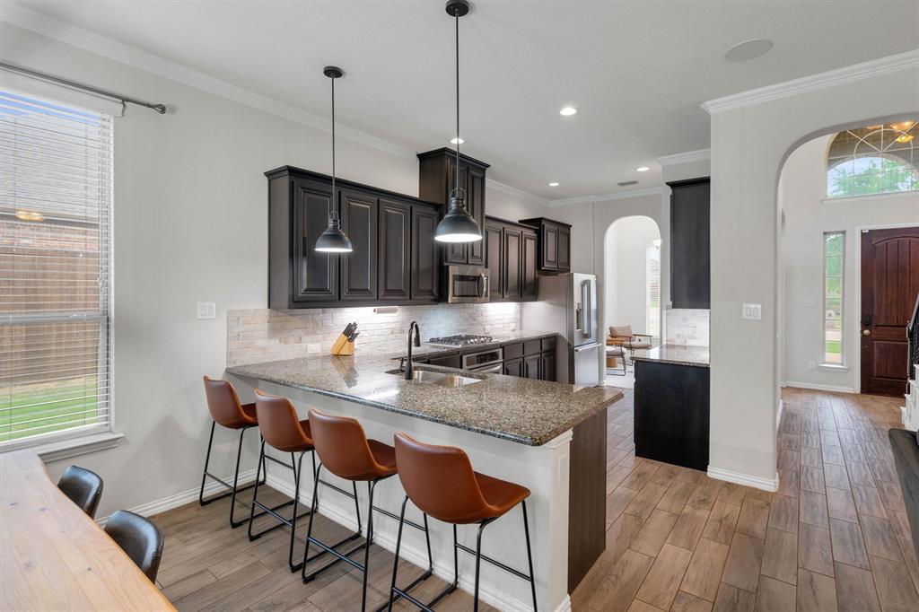 3233 Burgundy Lane, Midlothian, TX 76065
