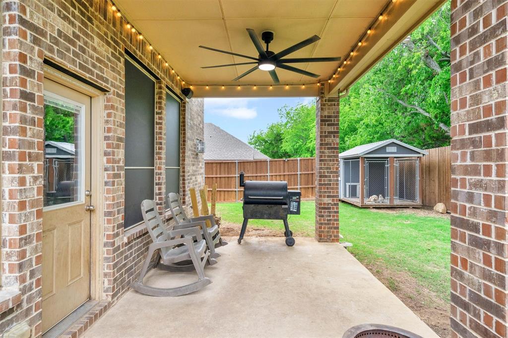 3233 Burgundy Lane, Midlothian, TX 76065