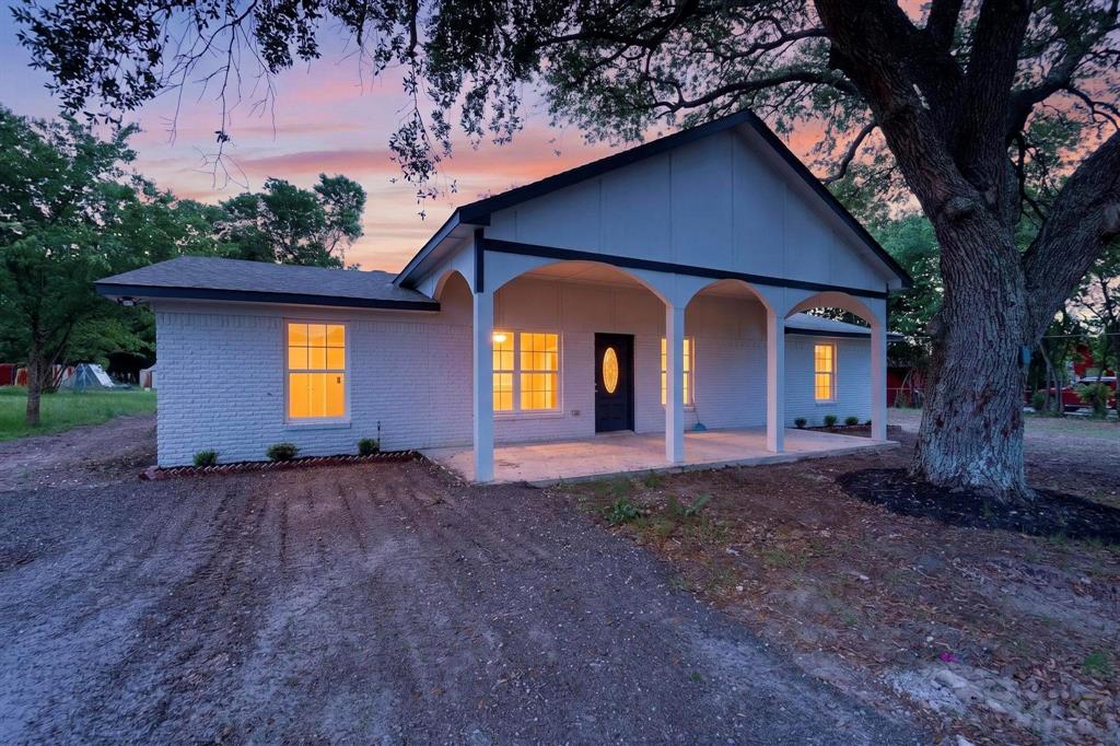 Completely Remodeled 5 bedrooms 3 full baths