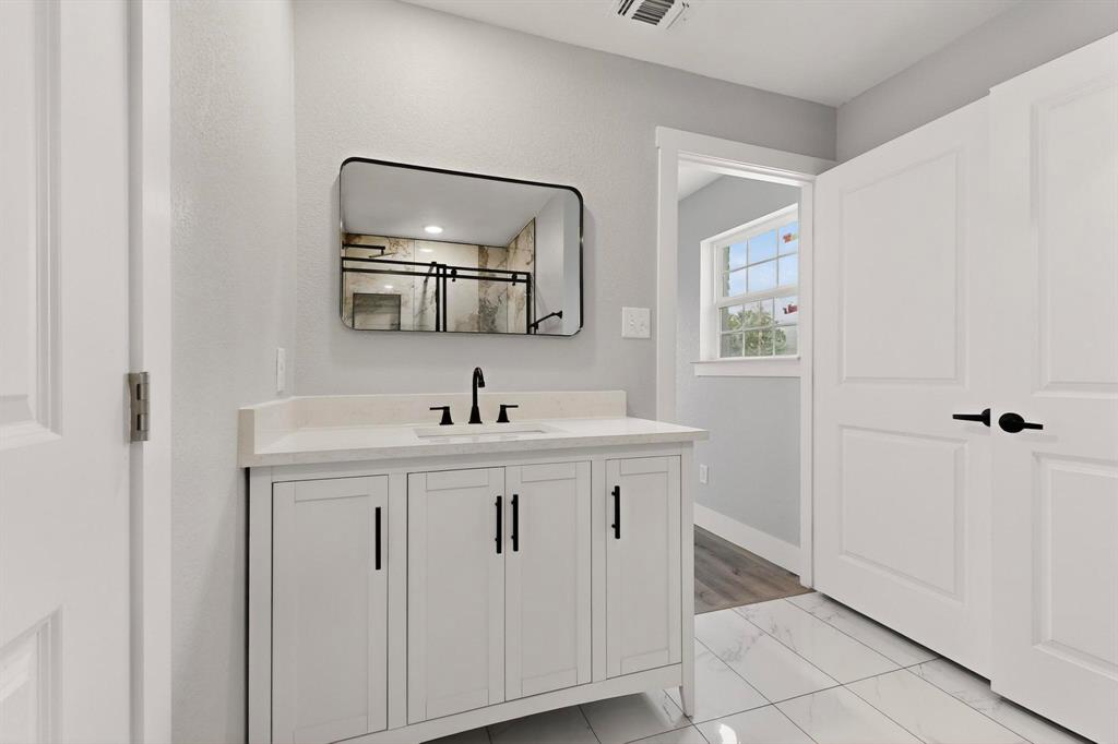 6060 County Road 166, Kaufman, TX 75142