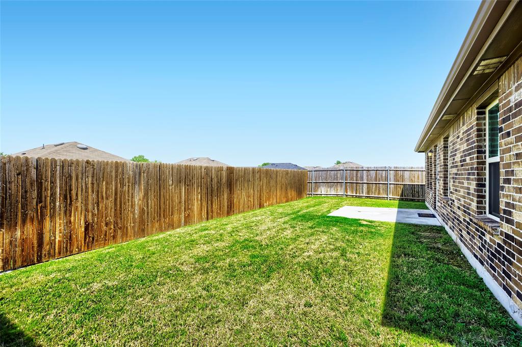 3327 Hawkins Drive, Fate, TX 75189
