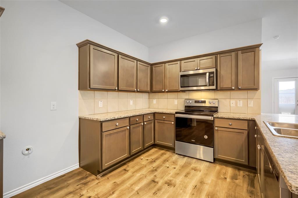 3327 Hawkins Drive, Fate, TX 75189