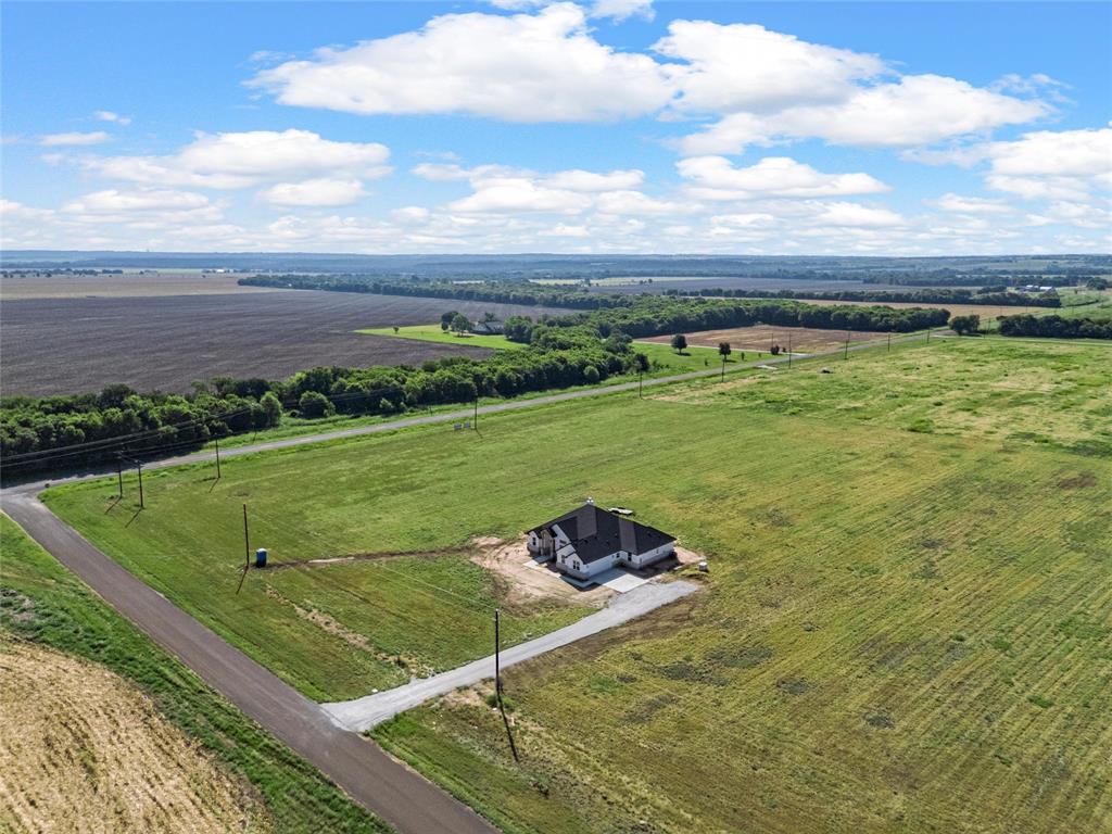 173 Willow Branch Road, McGregor, TX 76657