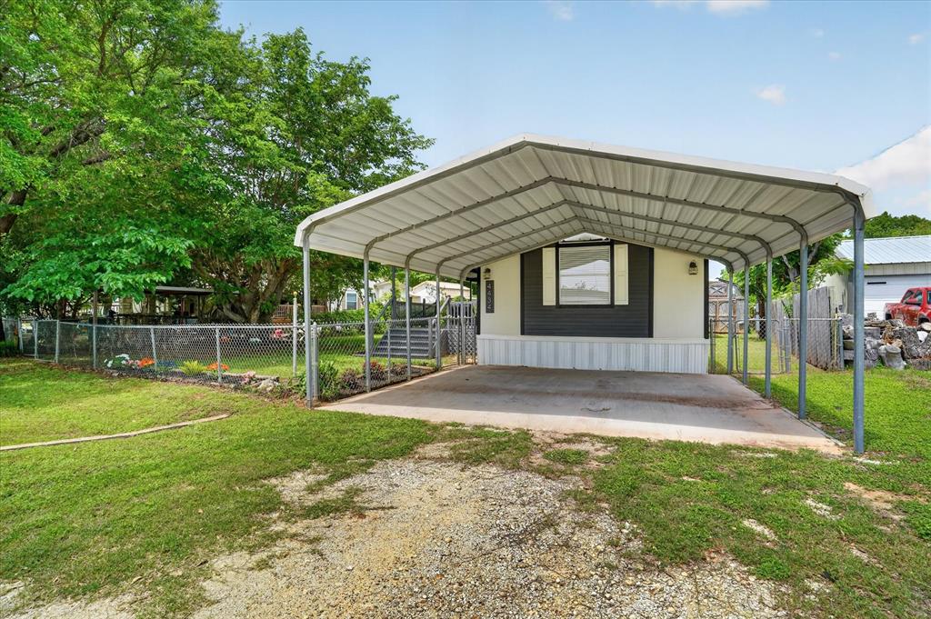 4434 Wildwood Circle, Granbury, TX 76049