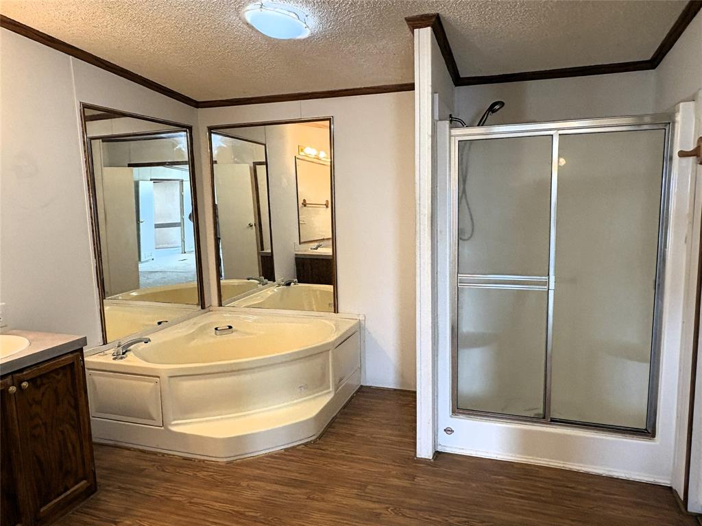 204 Causeway Cove, Seven Points, TX 75143