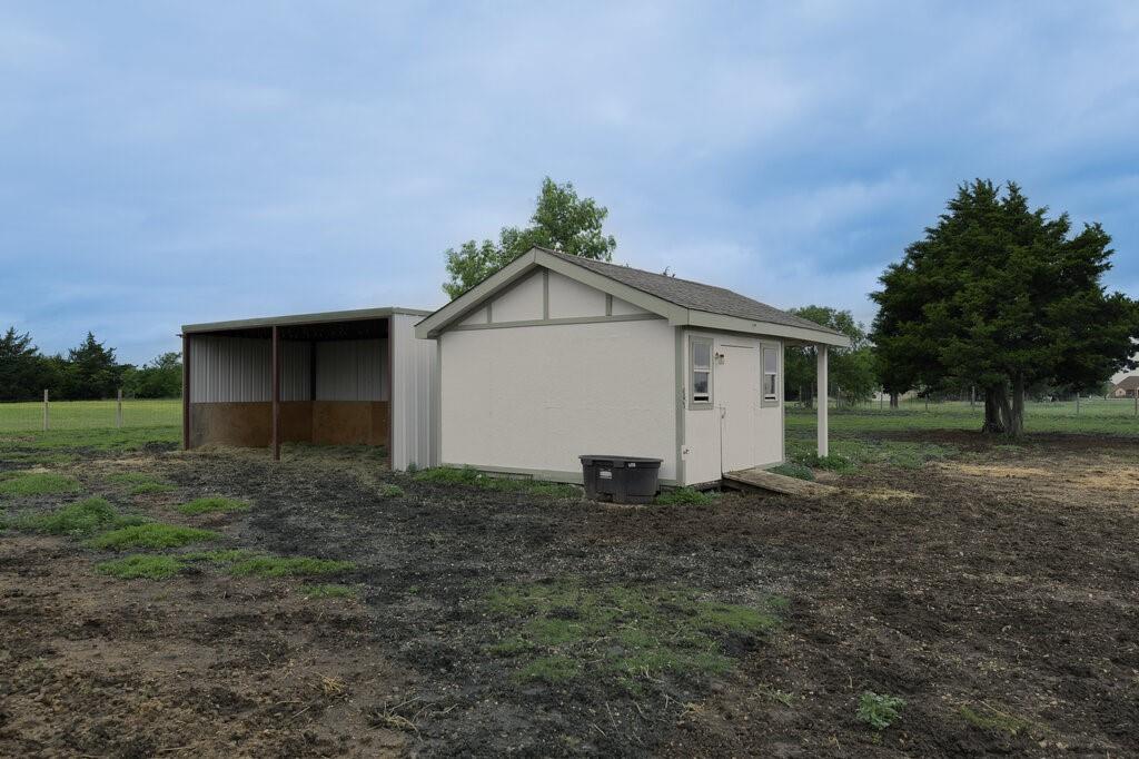 339 Meadow Lane, Red Oak, TX 75154