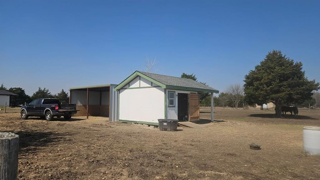 339 Meadow Lane, Red Oak, TX 75154