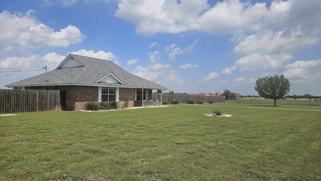 339 Meadow Lane, Red Oak, TX 75154