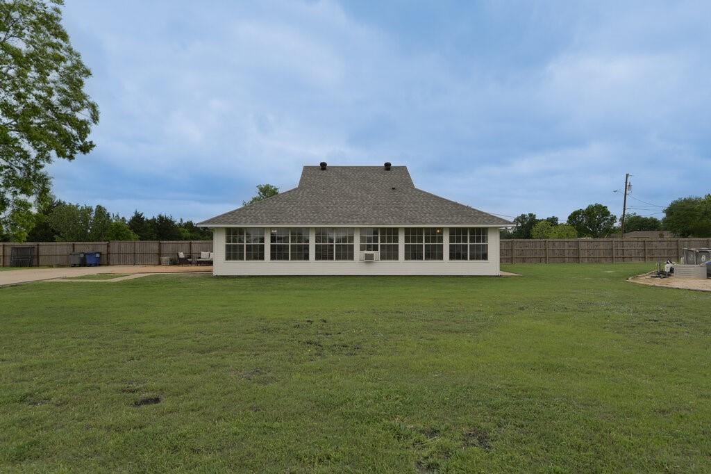 339 Meadow Lane, Red Oak, TX 75154