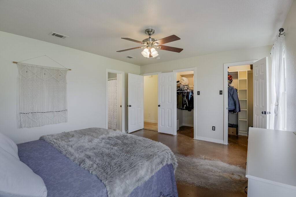 339 Meadow Lane, Red Oak, TX 75154