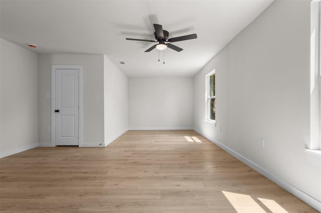 314 NW 15th Street, Grand Prairie, TX 75050