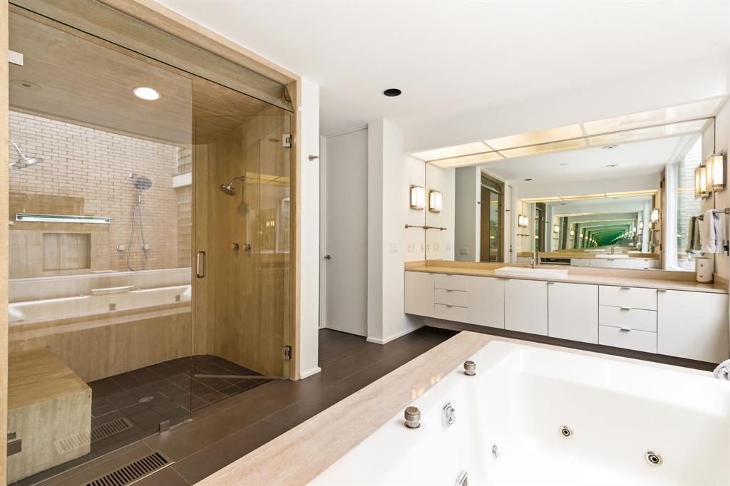 9 Hallshire Court, Dallas, TX 75225
