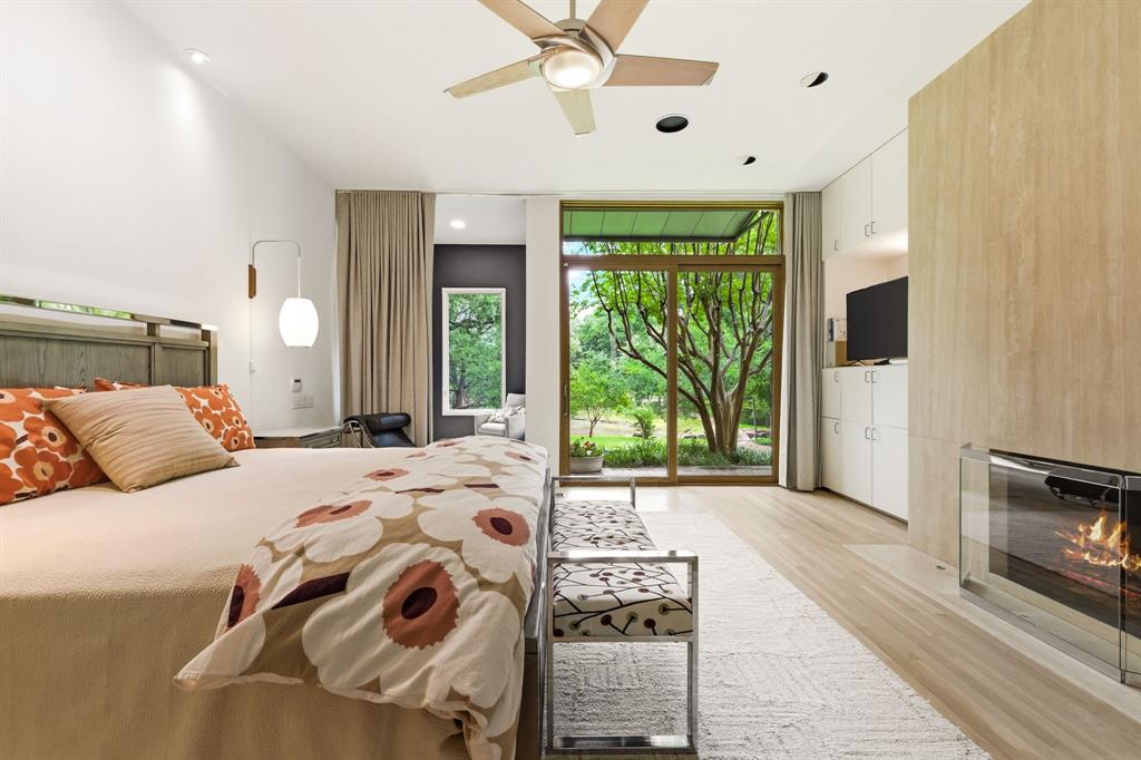 9 Hallshire Court, Dallas, TX 75225
