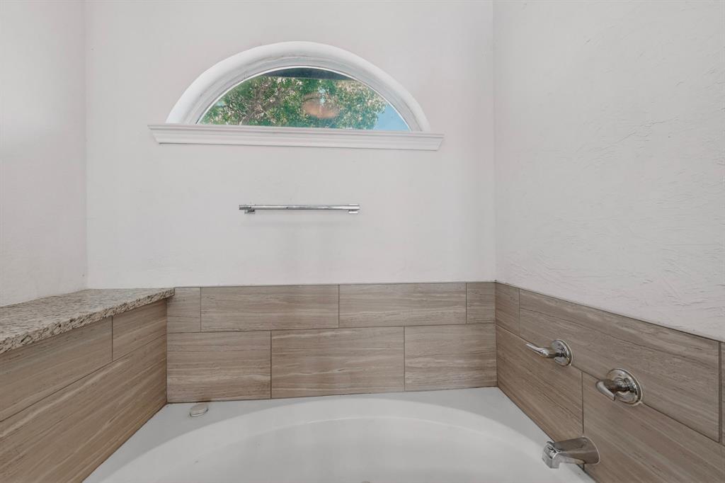 2302 Dana Drive, Rowlett, TX 75088