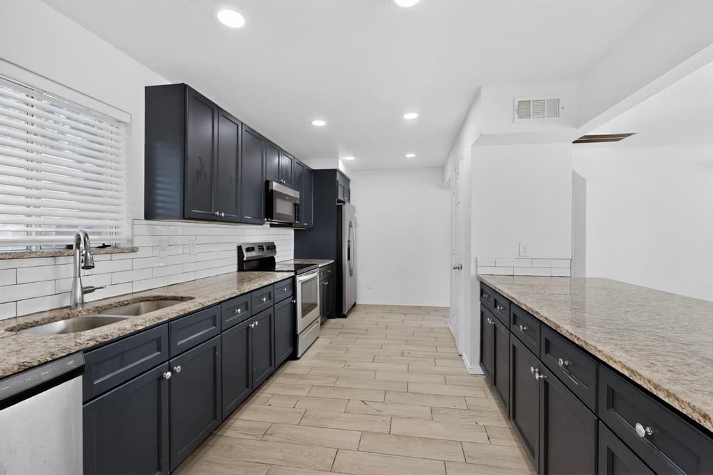 2302 Dana Drive, Rowlett, TX 75088