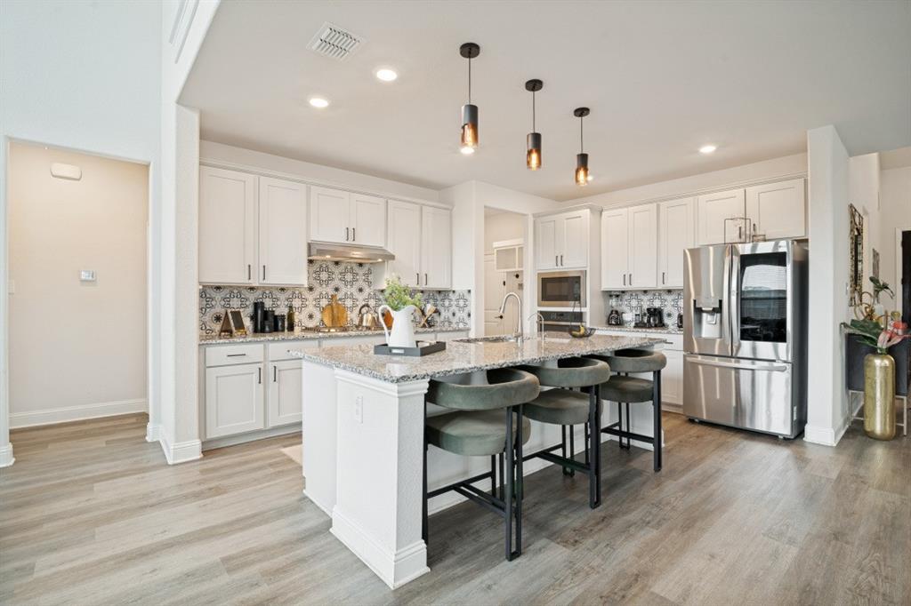 852 Vineyard Way, Forney, TX 75126