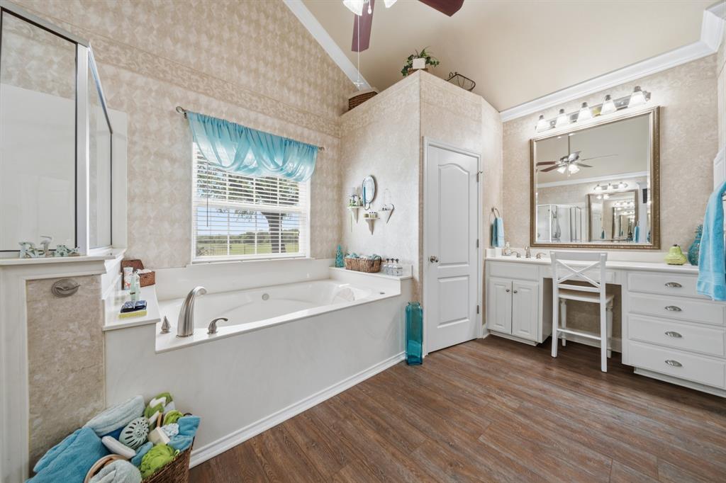 883 N Speegleville Road, Woodway, TX 76712