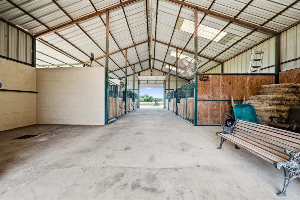 883 N Speegleville Road, Woodway, TX 76712
