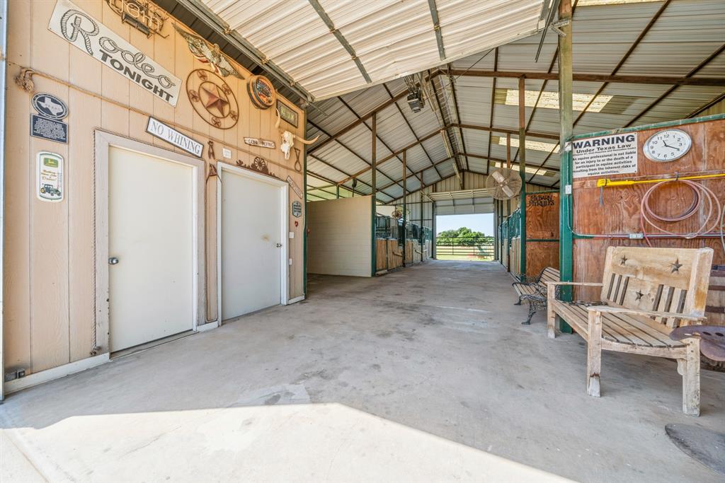 883 N Speegleville Road, Woodway, TX 76712