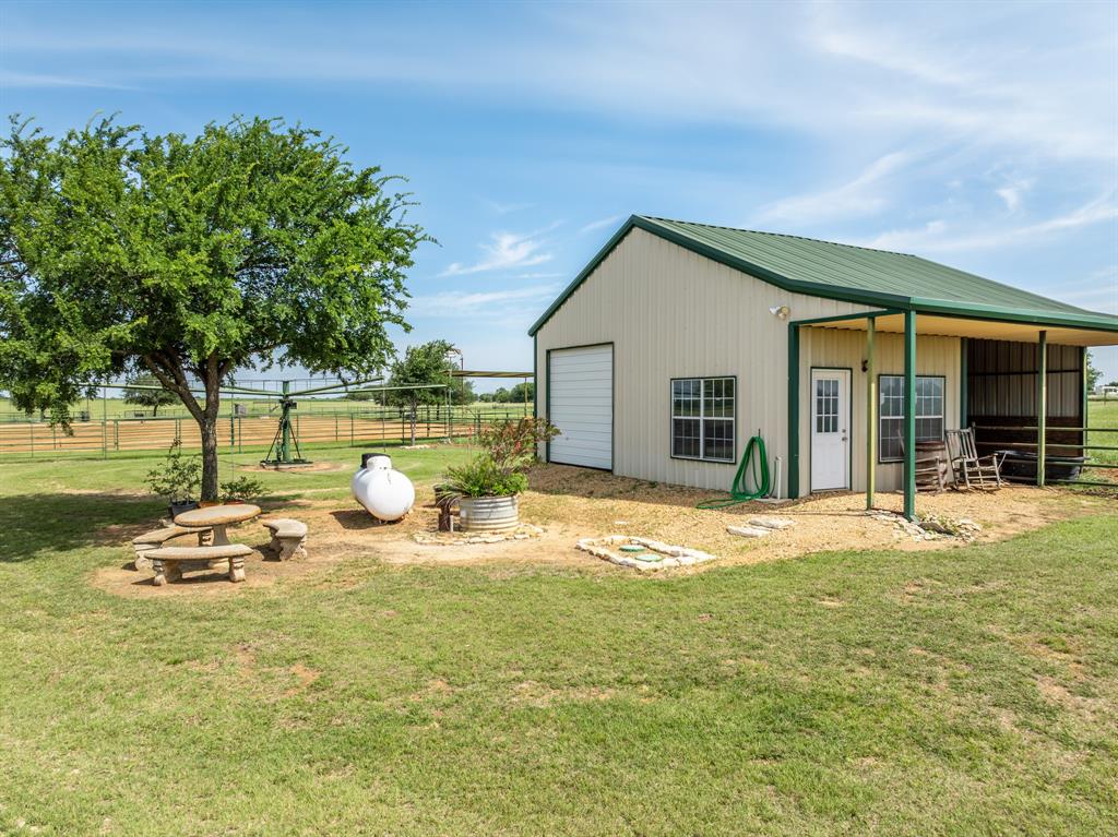 883 N Speegleville Road, Woodway, TX 76712