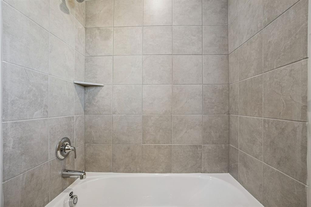 Photo is not of the actual home, but is an inspirational photo of builder’s model home and may depict options, furnishings, and/or decorator features that are not included.