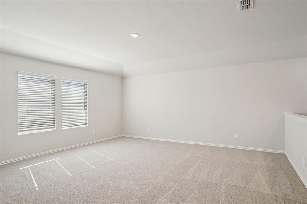 Photo is not of the actual home, but is an inspirational photo of builder’s model home and may depict options, furnishings, and/or decorator features that are not included.