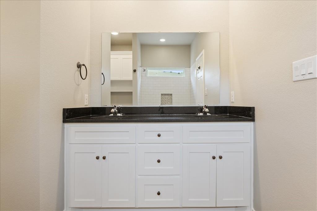 3525 N 24th Street, Waco, TX 76708