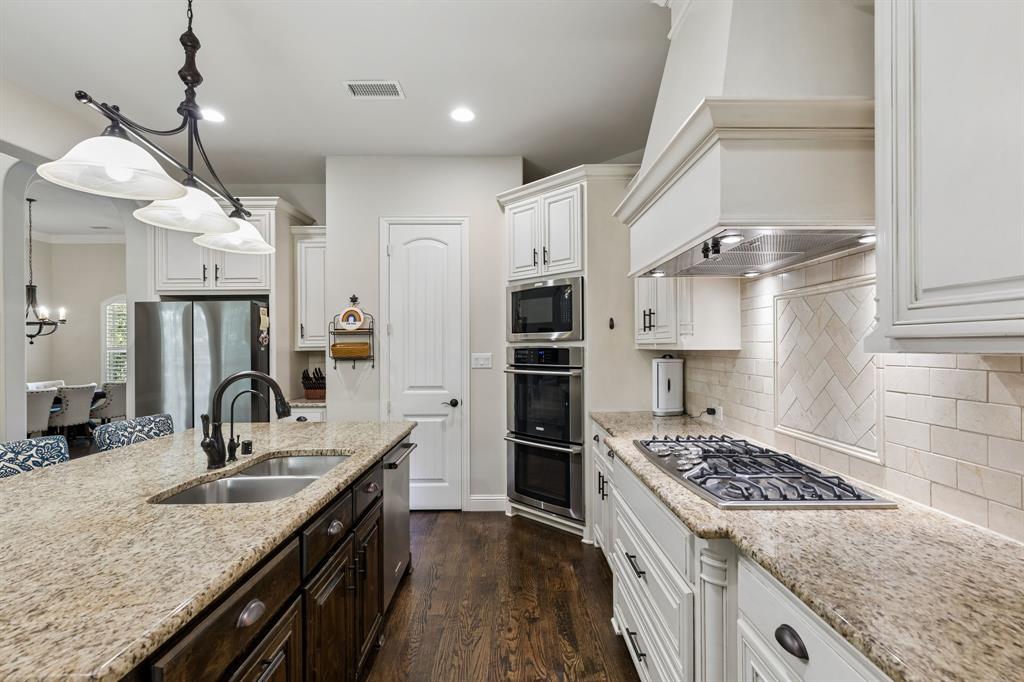 618 Forest Hill Drive, Murphy, TX 75094