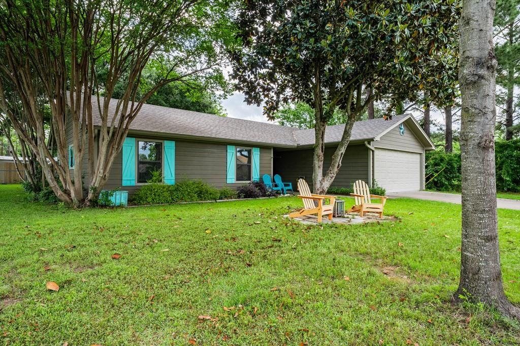 128 Hilltop Drive, Trinidad, TX 75163
