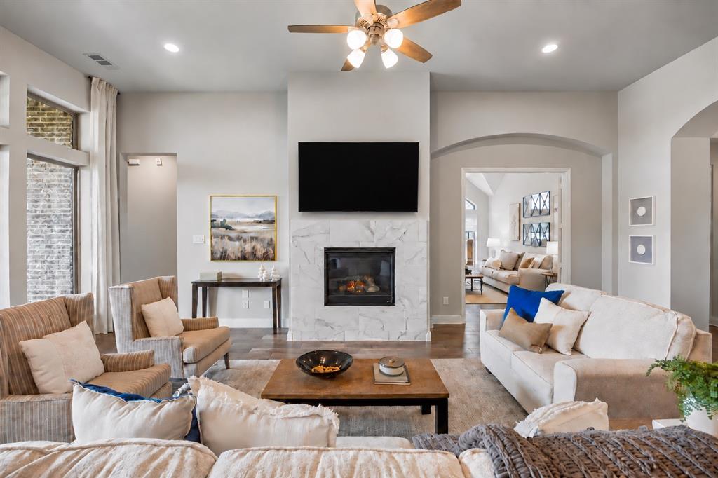 409 Calmwater Cove, McKinney, TX 75071