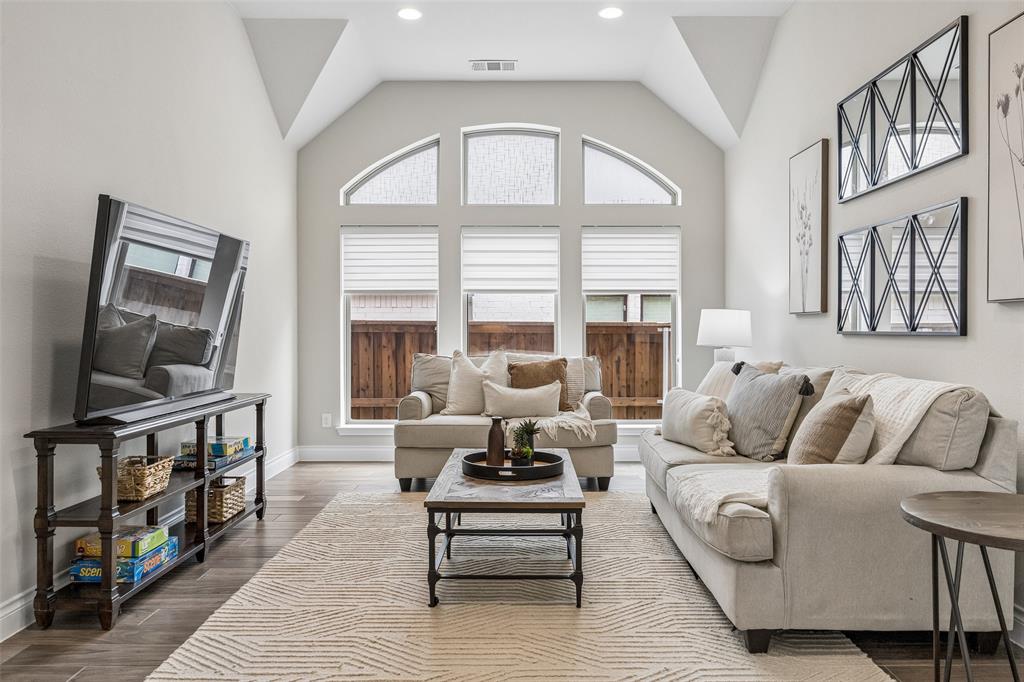 409 Calmwater Cove, McKinney, TX 75071