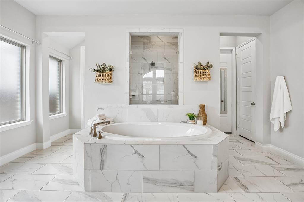409 Calmwater Cove, McKinney, TX 75071