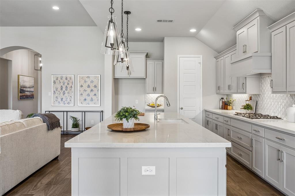 409 Calmwater Cove, McKinney, TX 75071