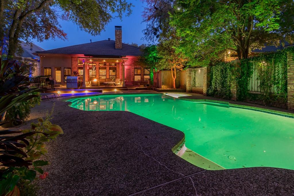 14913 Oaks North Drive, Addison, TX 75254