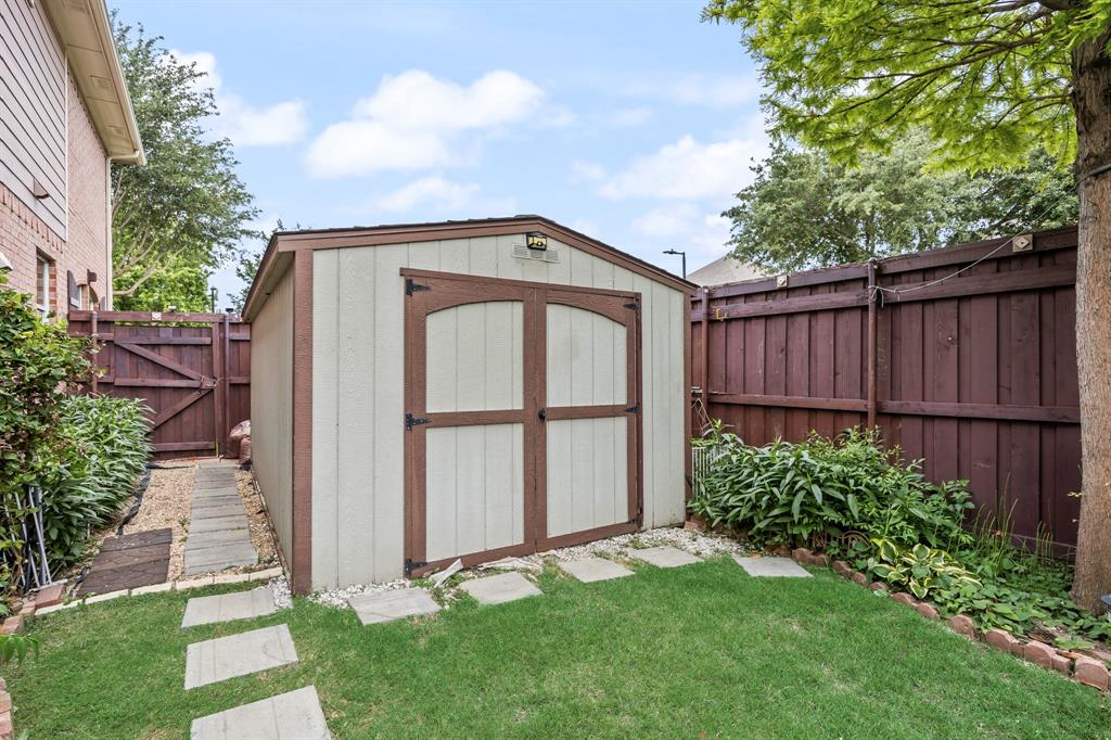 Side yard storage shed