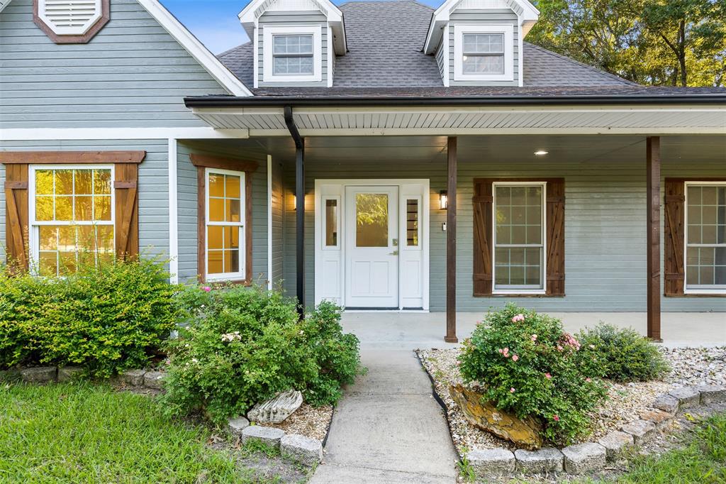 1044 E Woodridge Road, Waxahachie, TX 75165 1044 E Woodridge Road, Waxahachie, TX 75165