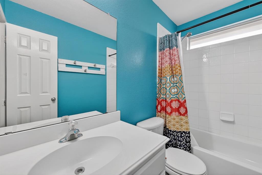 Bathroom 2 UP
