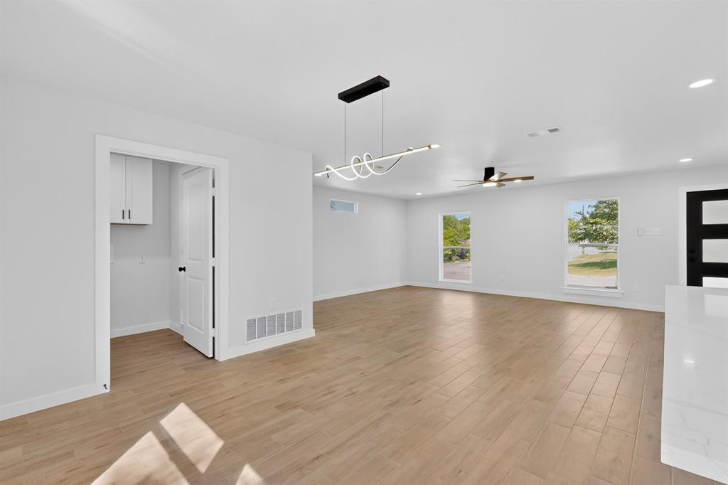 3853 Happy Canyon Drive, Dallas, TX 75241