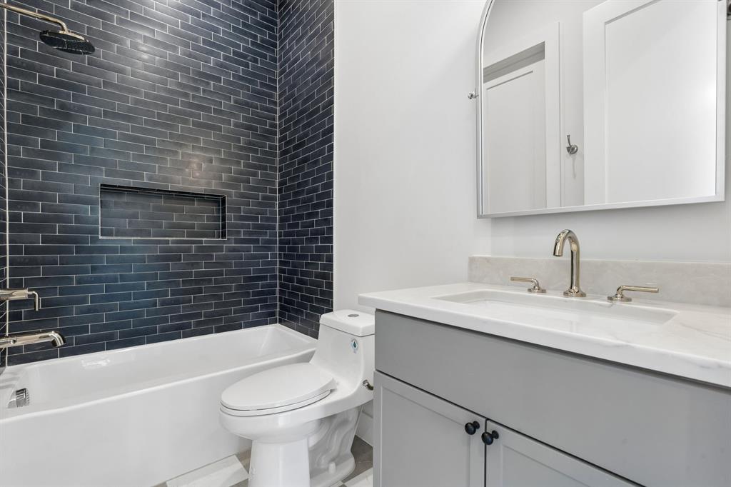 6402 Kenwood Avenue, Dallas, TX 75214