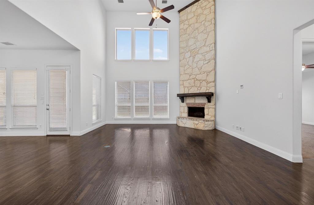 922 Amber Knoll Drive, Rockwall, TX 75087