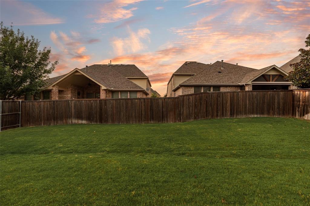 922 Amber Knoll Drive, Rockwall, TX 75087