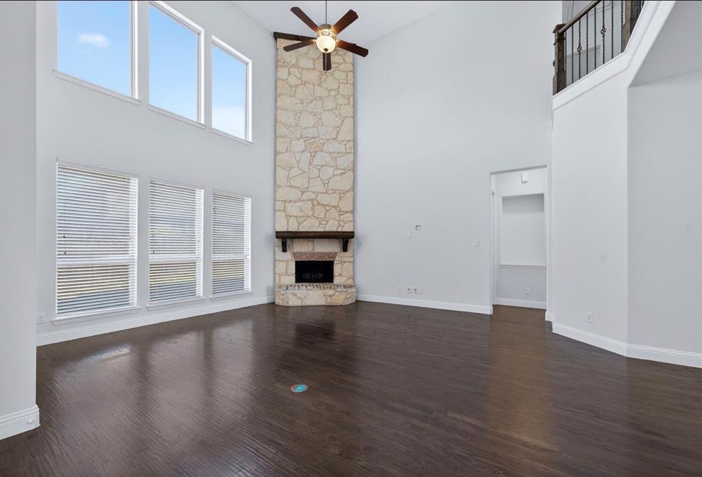 922 Amber Knoll Drive, Rockwall, TX 75087