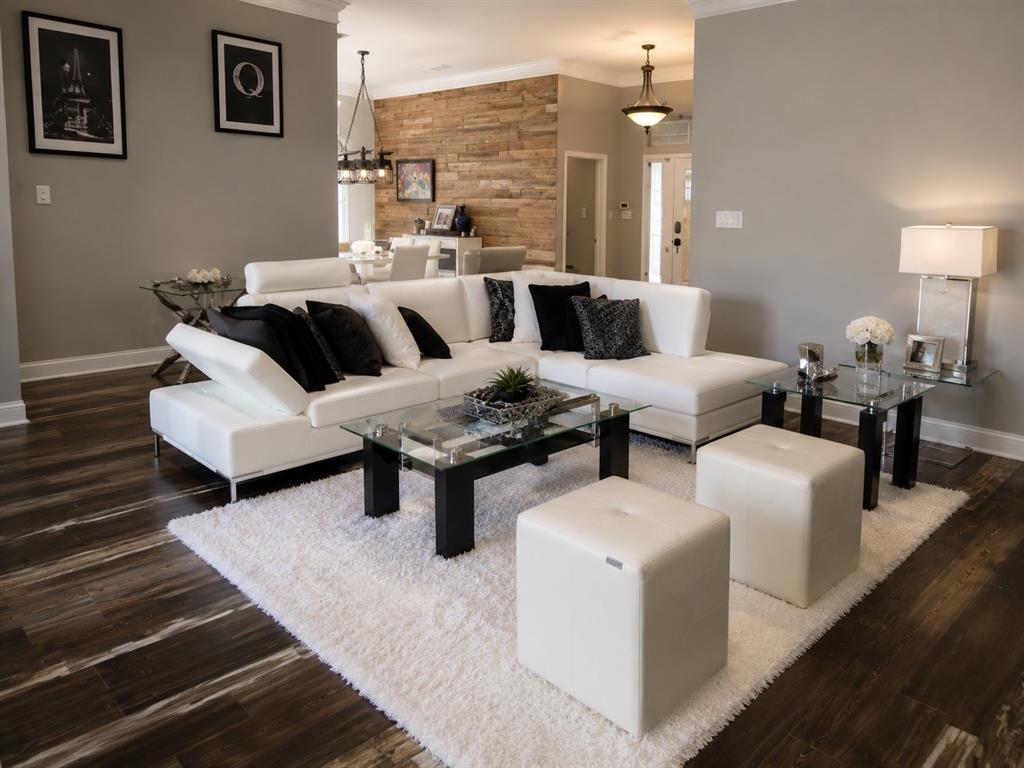 Great for entertaining. Projector and large screen on demand.