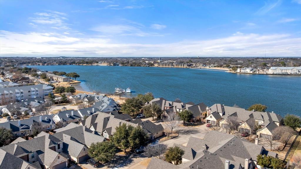 703 N Avalon Court, Granbury, TX 76048