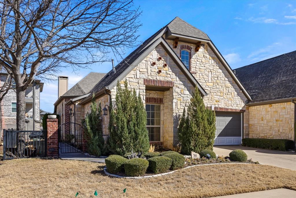 703 N Avalon Court, Granbury, TX 76048