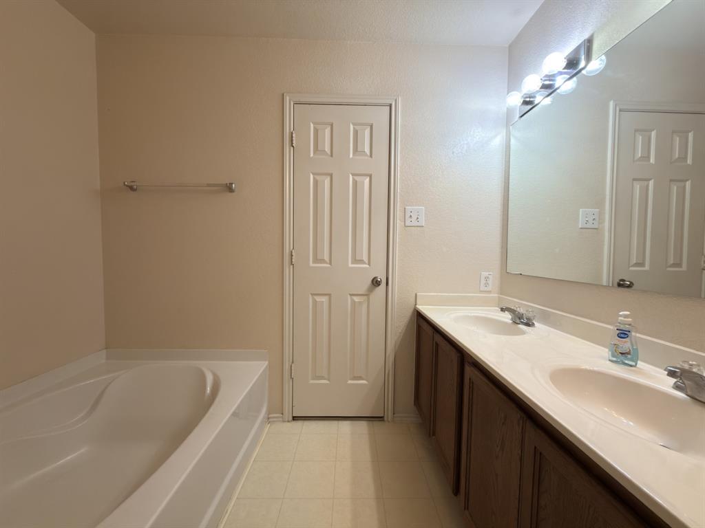 1201 Cyprus Drive, Royse City, TX 75189