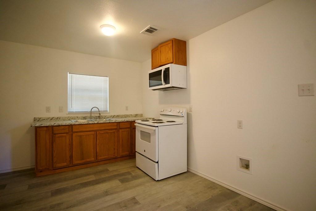 14192 Campfire Circle, Log Cabin, TX 75148