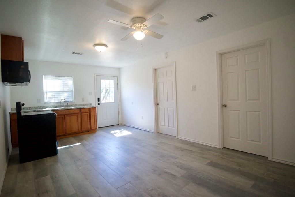 14192 Campfire Circle, Log Cabin, TX 75148